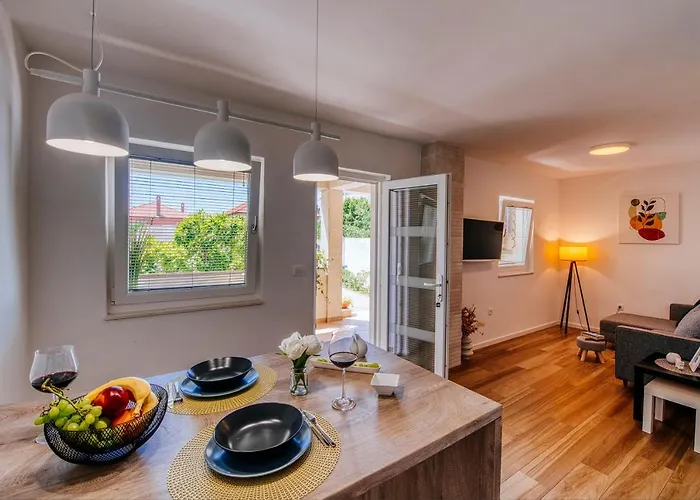 Vacay Zadar- Modern With Terrace & Private Parking *