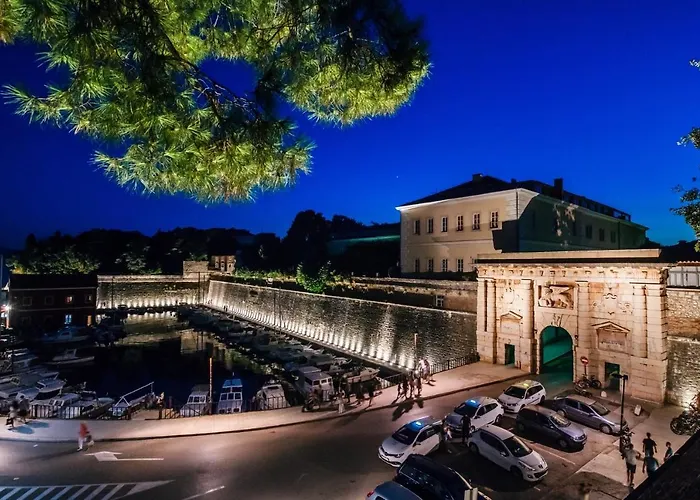 アパート Vacay Zadar- Modern Apartment With Terrace & Private Parking