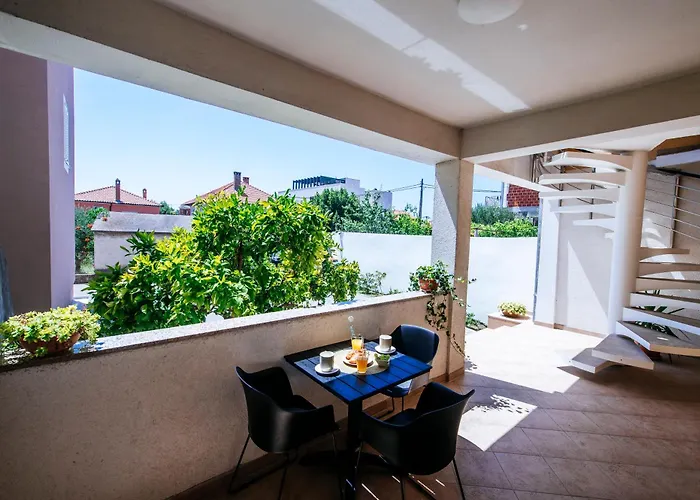 Vacay Zadar- Modern Apartment With Terrace & Private Parking アパート *